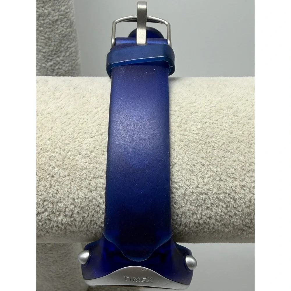 Timex T79171 2005 New Battery Ladies Digital Watch 34MM 7